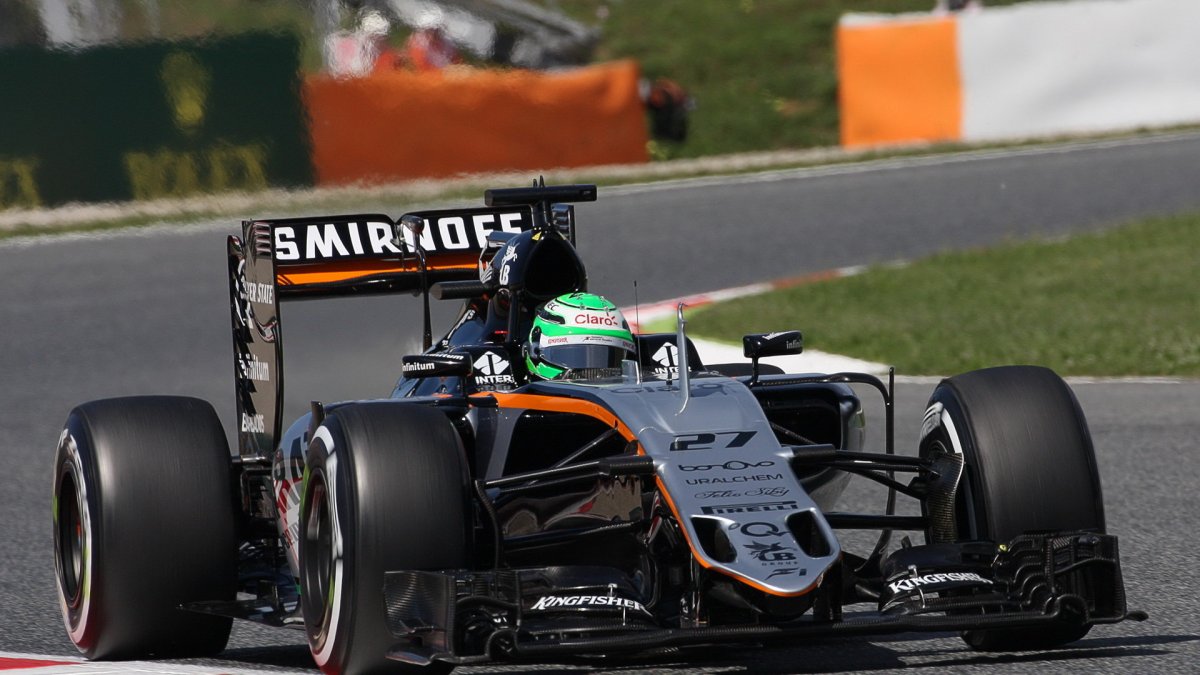 Nico Hülkenberg při kvalifikaci v Barceloně