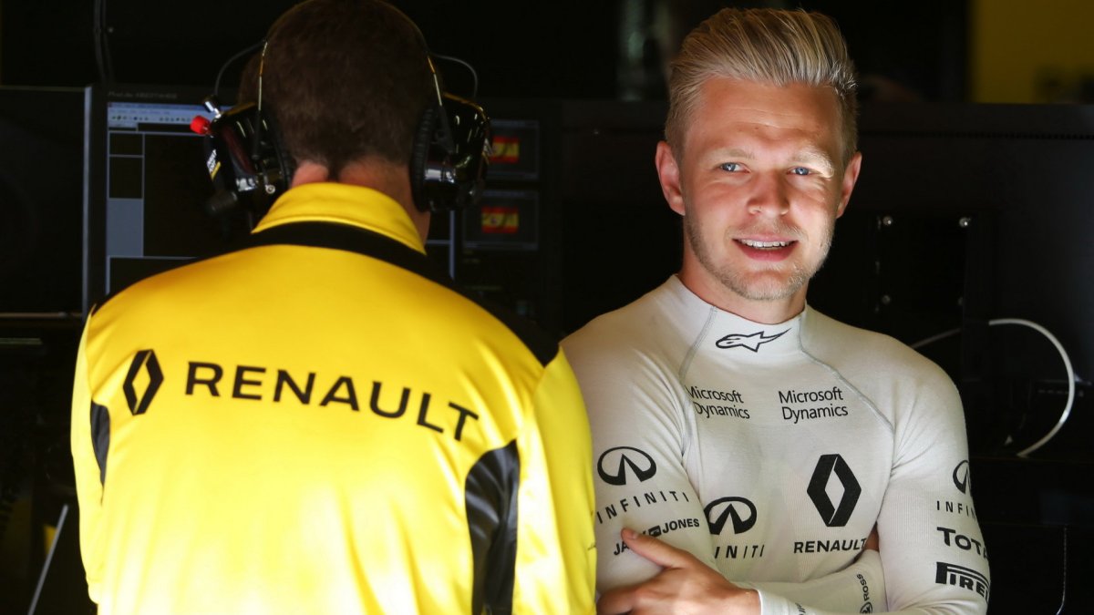 Kevin Magnussen v Barceloně