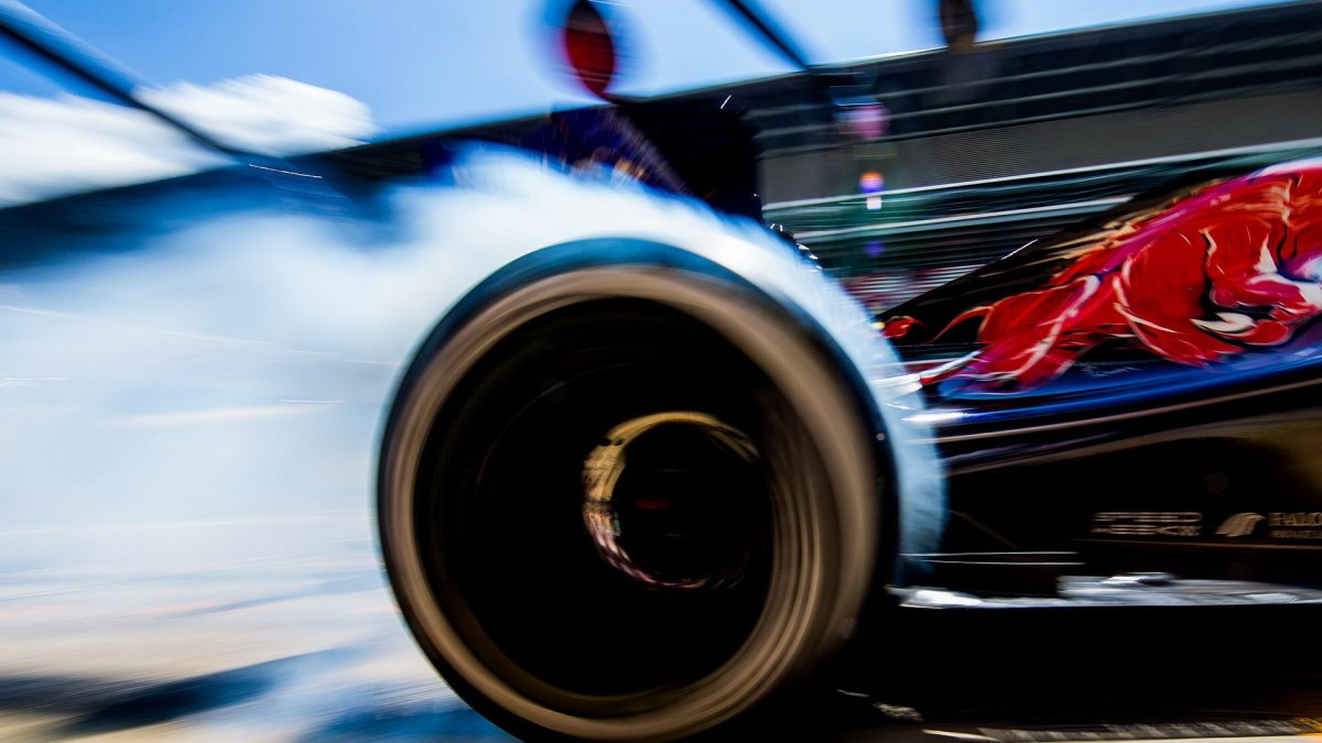 Protáčení pneumatik v Barceloně