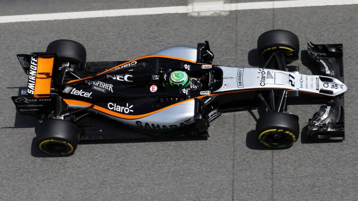 Nico Hülkenberg při tréninku v Barceloně