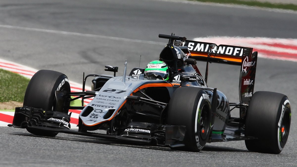Nico Hülkenberg při tréninku v Barceloně
