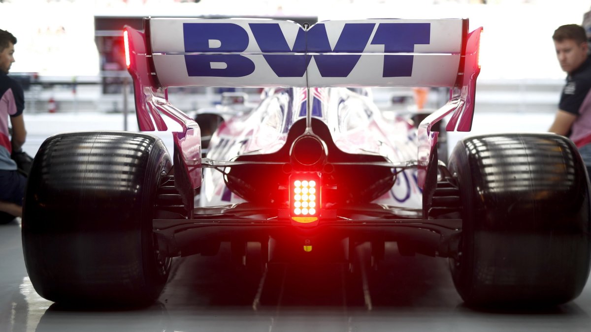 Sergio Pérez v kvalifikaci v Abú Zabí