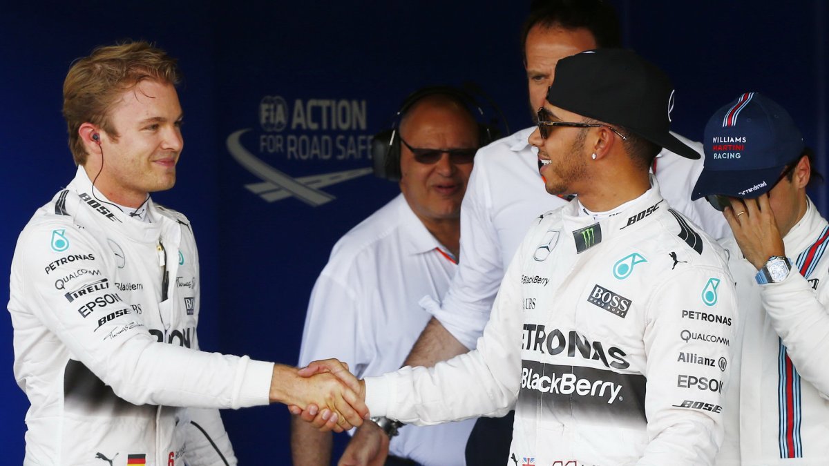 Bude napětí mezi piloty Mercedesu pokračovat?