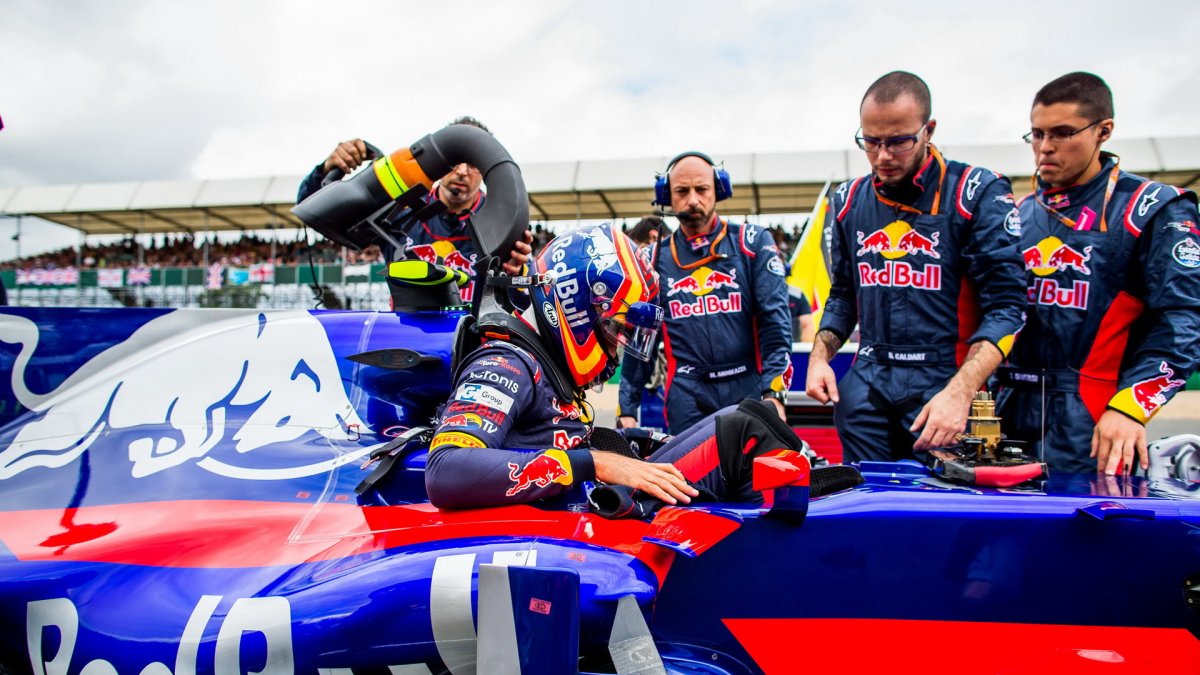 Carlos Sainz před závodem v Silverstone