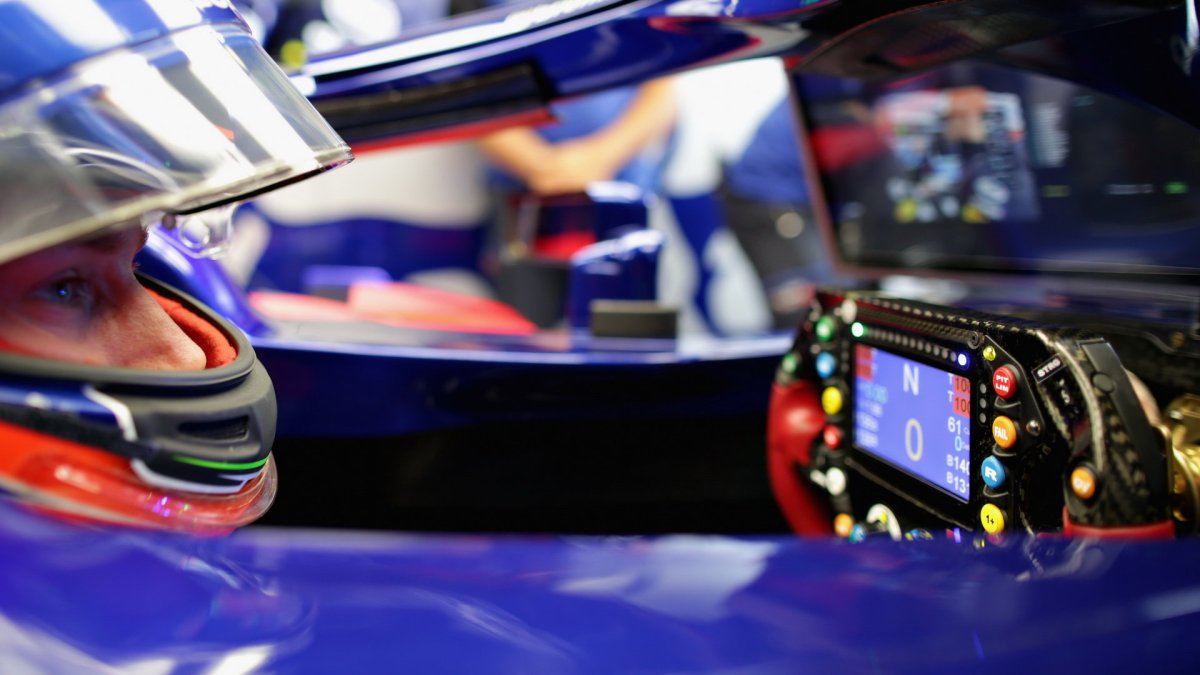 Brendon Hartley při pátečním tréninku na Monze