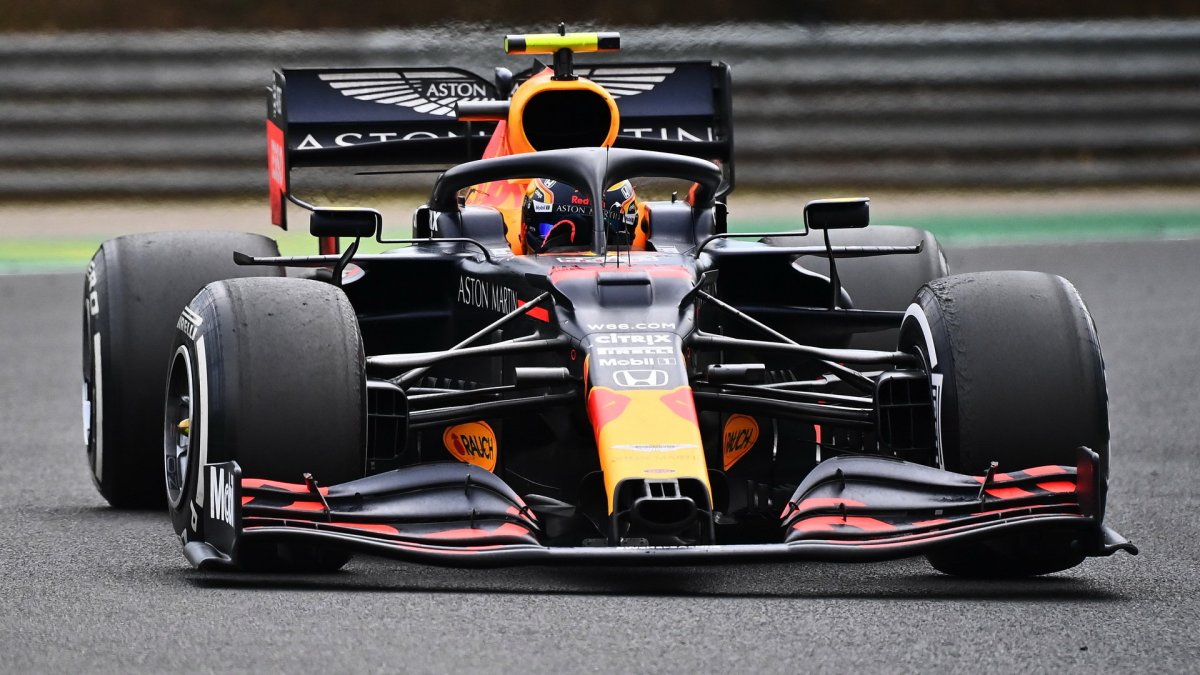 Alexander Albon v závodě v Maďarsku