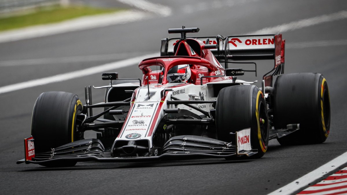 Kimi Räikkönen v závodě v Maďarsku