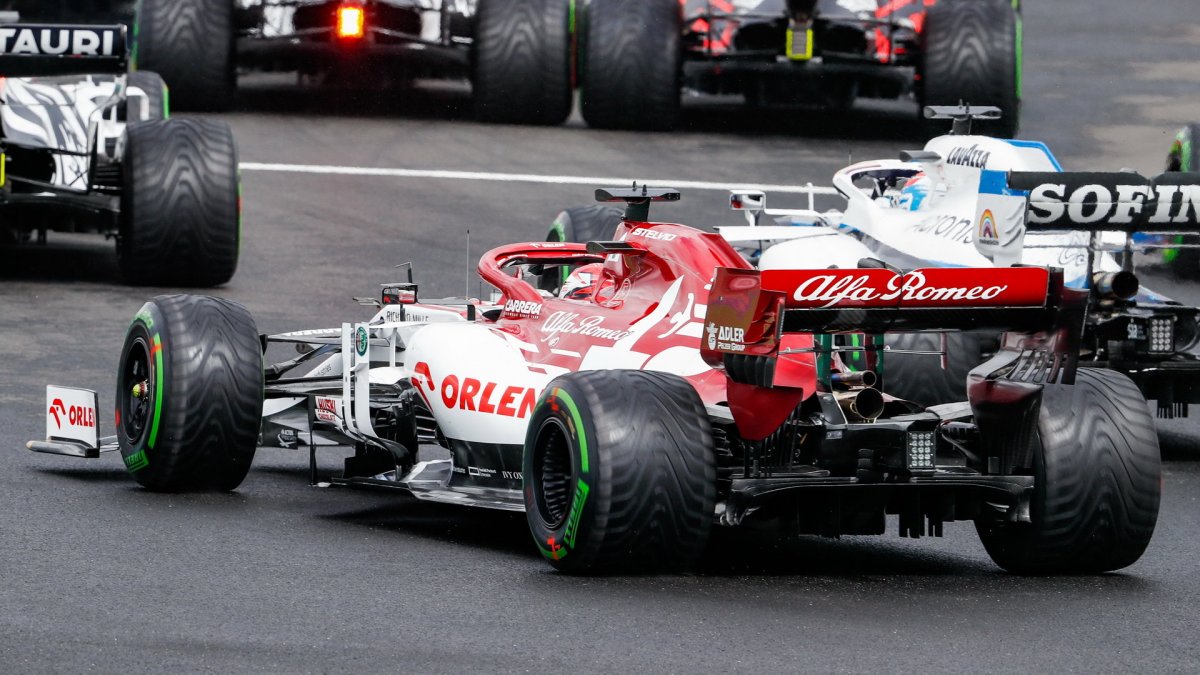 Kimi Räikkönen v závodě v Maďarsku