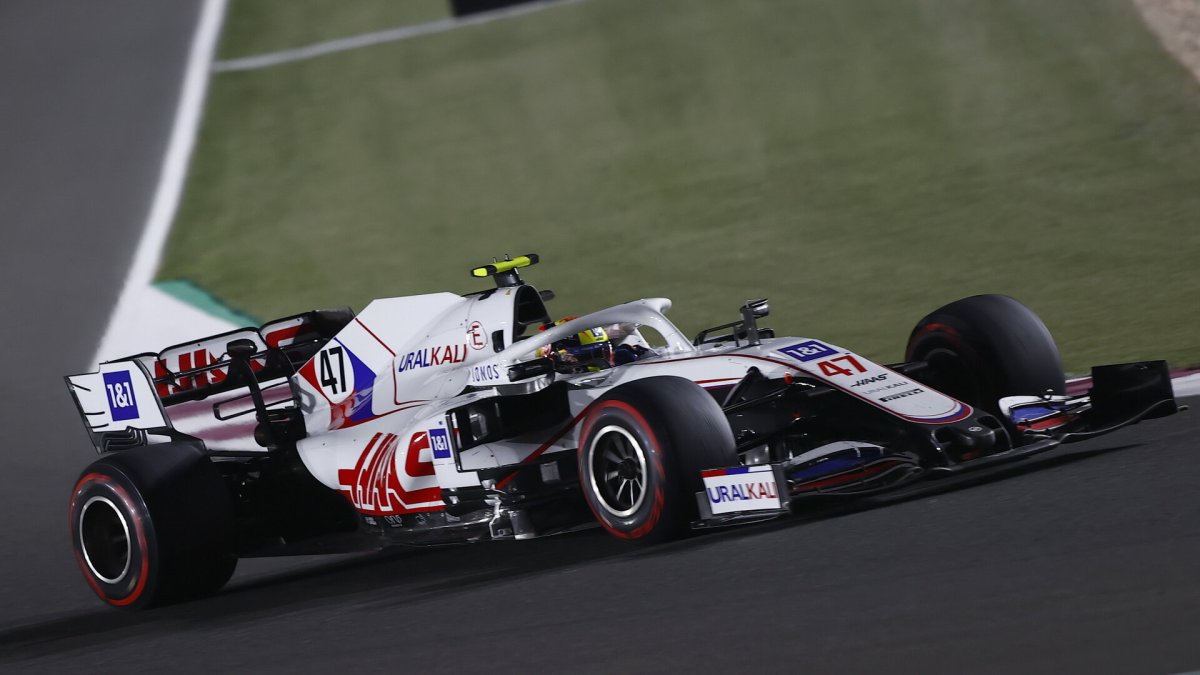 Mick Schumacher v závodě v Kataru
