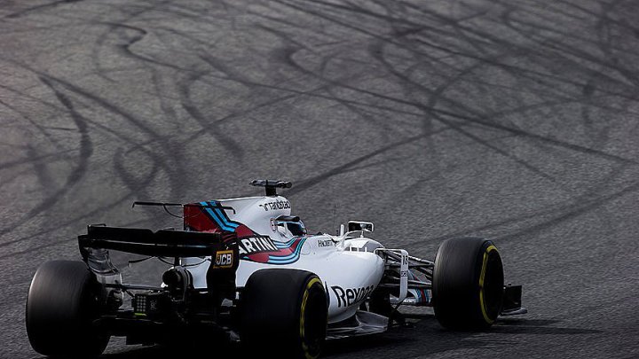 Stroll se stal příjemným překvapením druhého dne testů