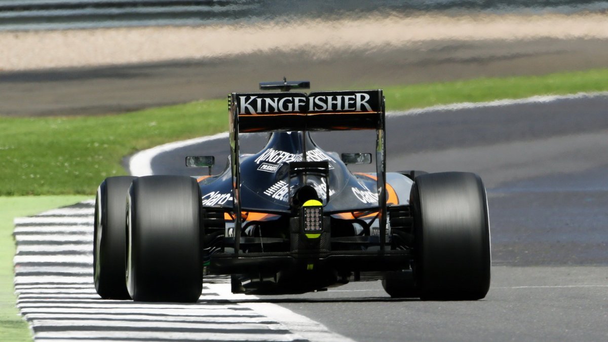 Nico Hülkenberg v závodě v Silverstone