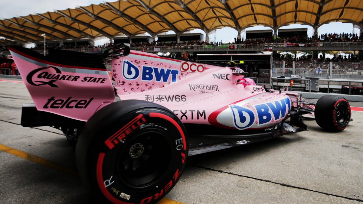 Esteban Ocon v kvalifikaci v Malajsii
