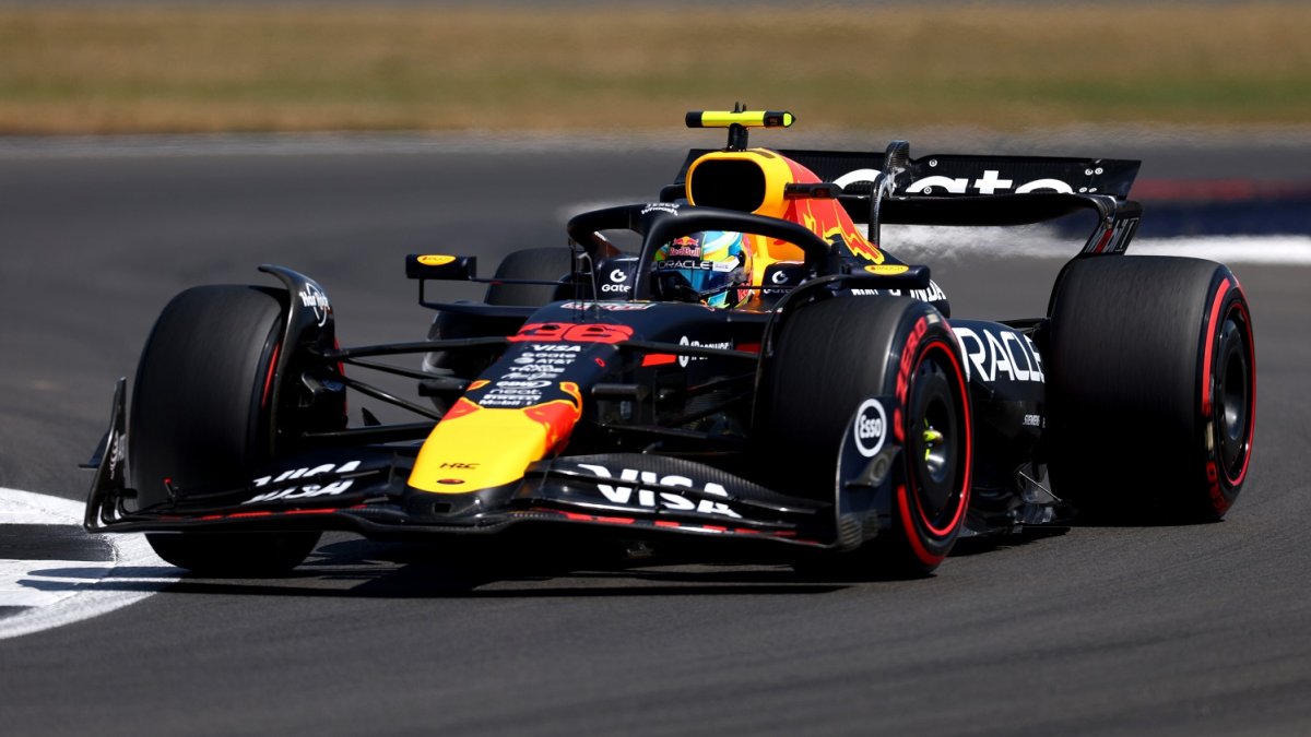 Arvid Lindblad v Silverstone