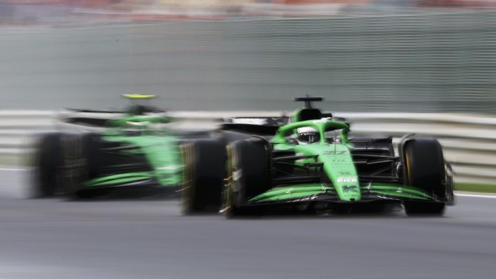 Gabriel Bortoleto a Nico Hülkenberg