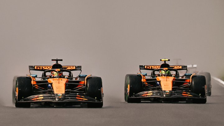 Lando Norris a Oscar Piastri během GP Belgie