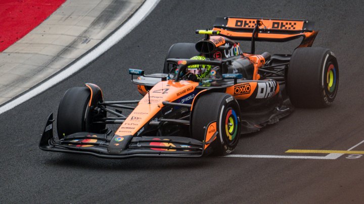 Lando Norris vítězně finišuje v Maďarsku před Piastrim.