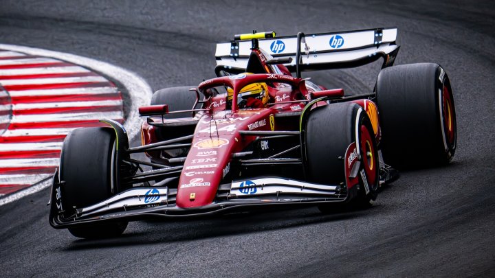 Lewis Hamilton v Maďa