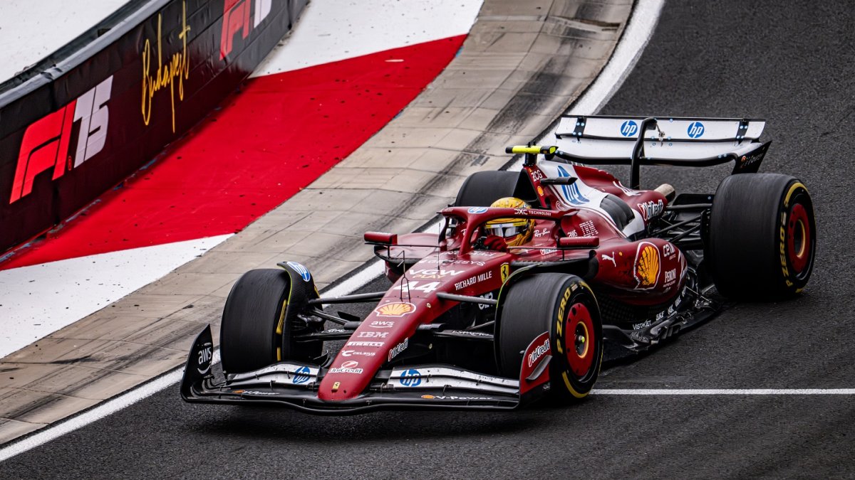 Lewis Hamilton v Maďa