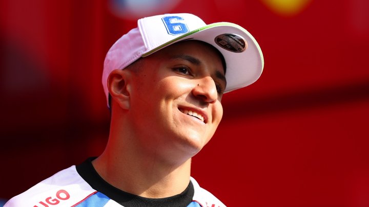 Isack Hadjar po kvalifikaci na GP Holandska