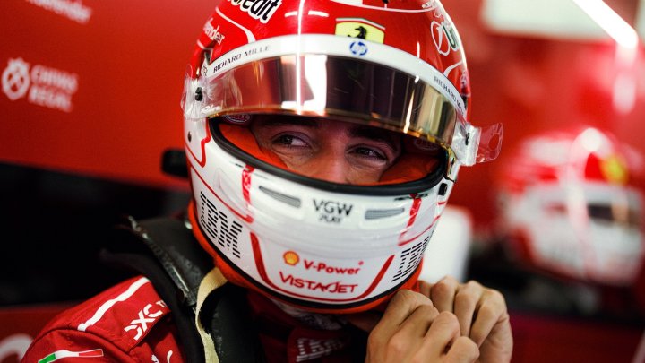 Charles Leclerc v Baku