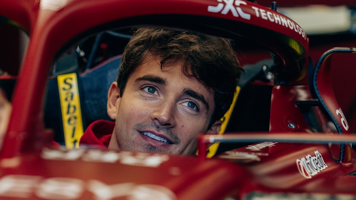 Charles Leclerc v Baku