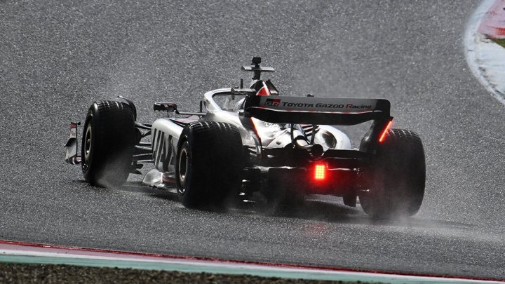 Romain Grosjean při testu  s Haasem v Mugellu