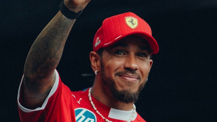 Lewis Hamilton v Singapuru