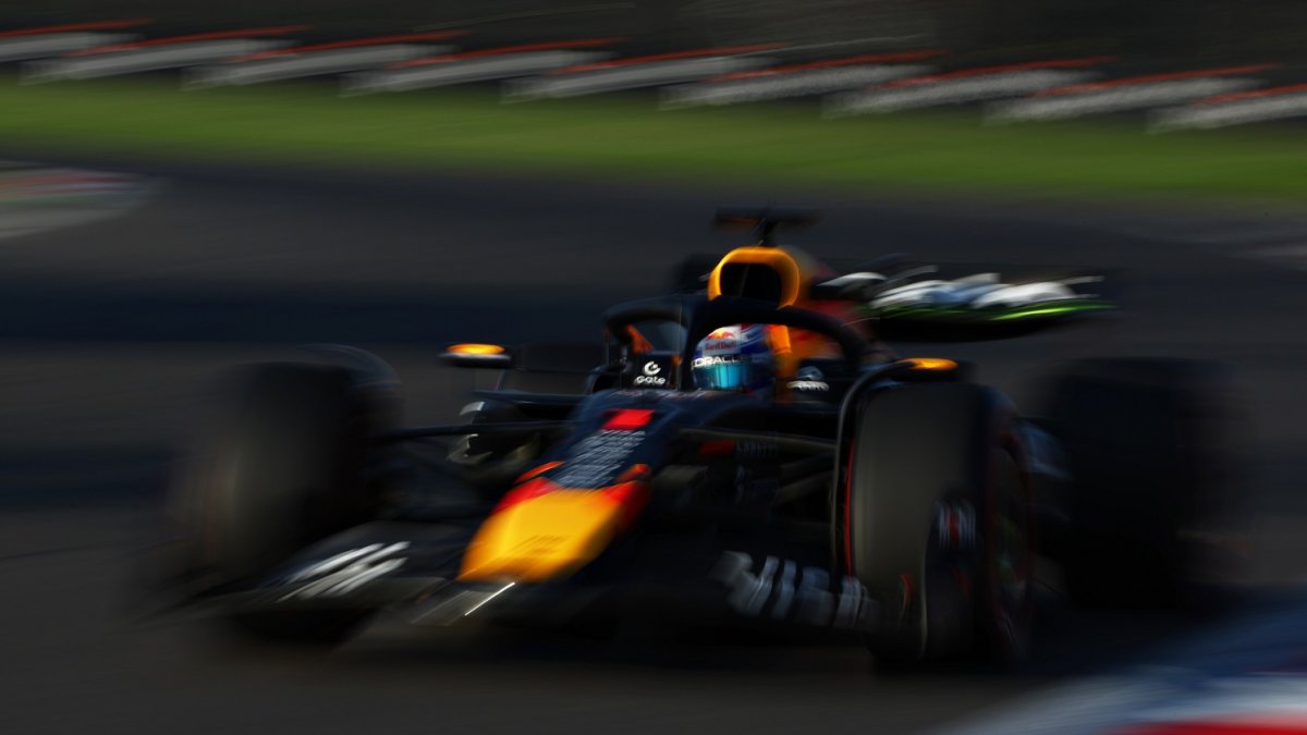 Max Verstappen v Mexiku 2025