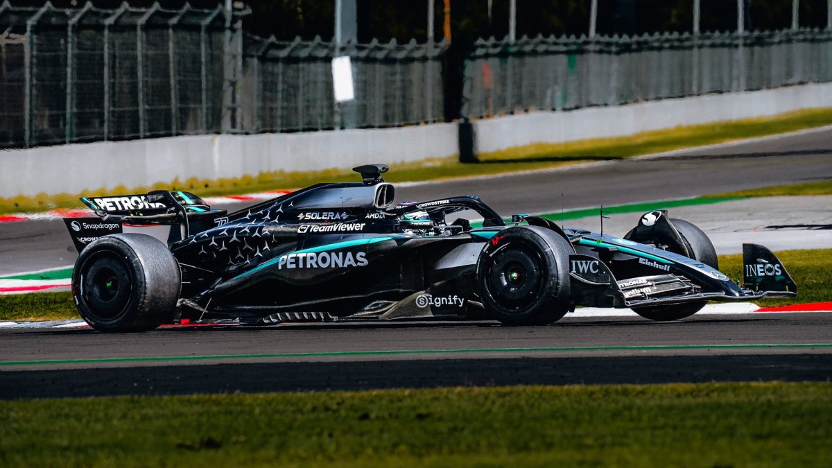 Valtteri Bottas při testu v Mexiku