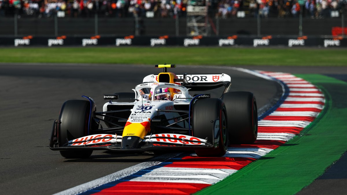 Liam Lawson v Mexiku