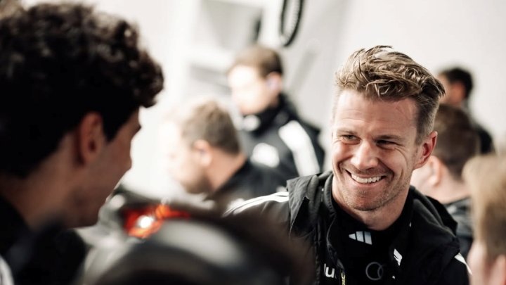 Nico Hülkenberg při filmovacím dni Audi