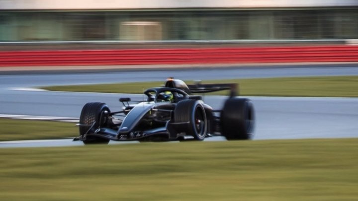 Sergio Pérez během filmovacího dne Cadillacu