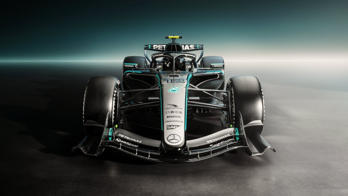 Mercedes W17