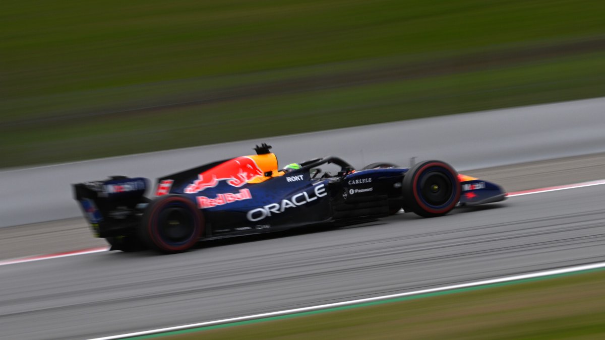 Isack Hadjar v Red Bullu RB22