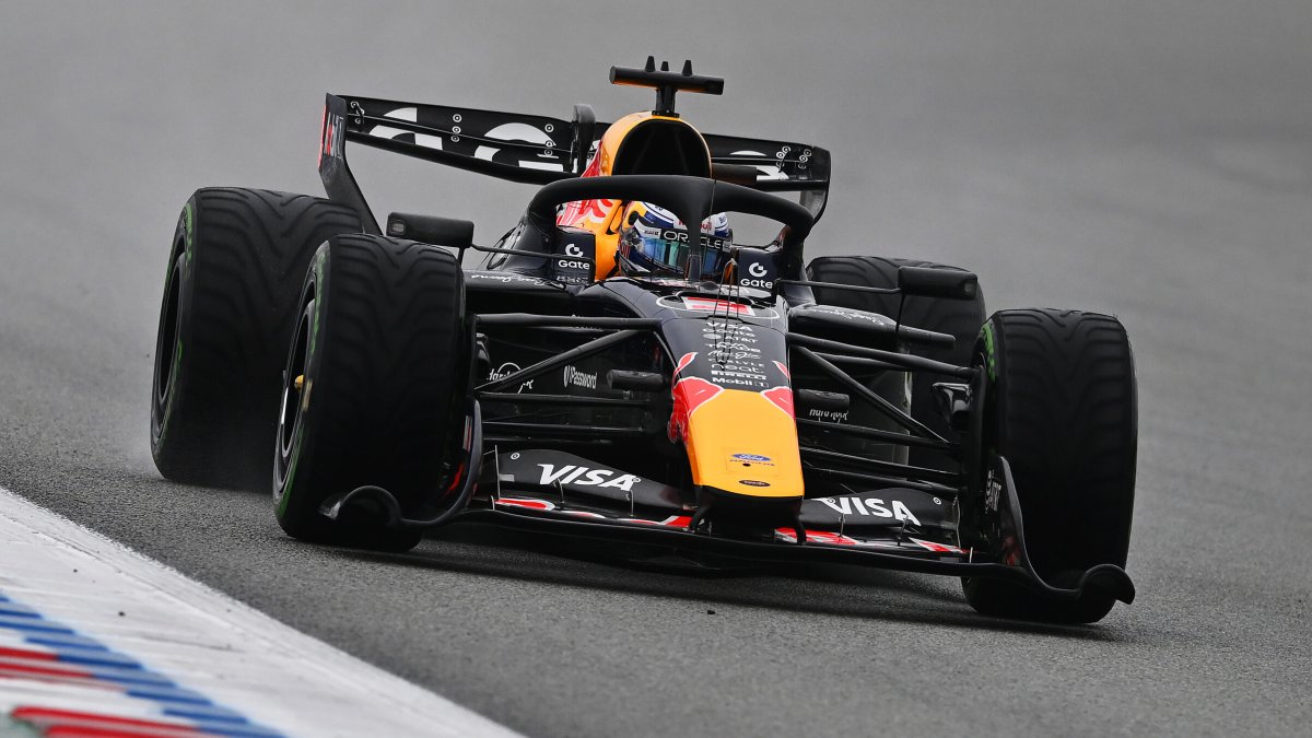 Max Verstappen v Red Bullu RB22