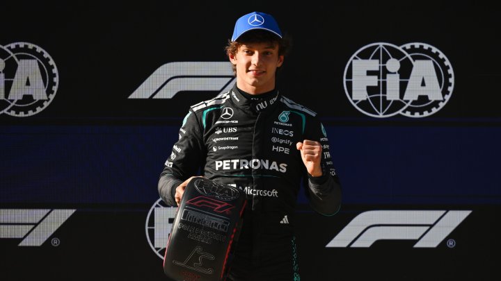 Kimi Antonelli získává premiérovou pole position