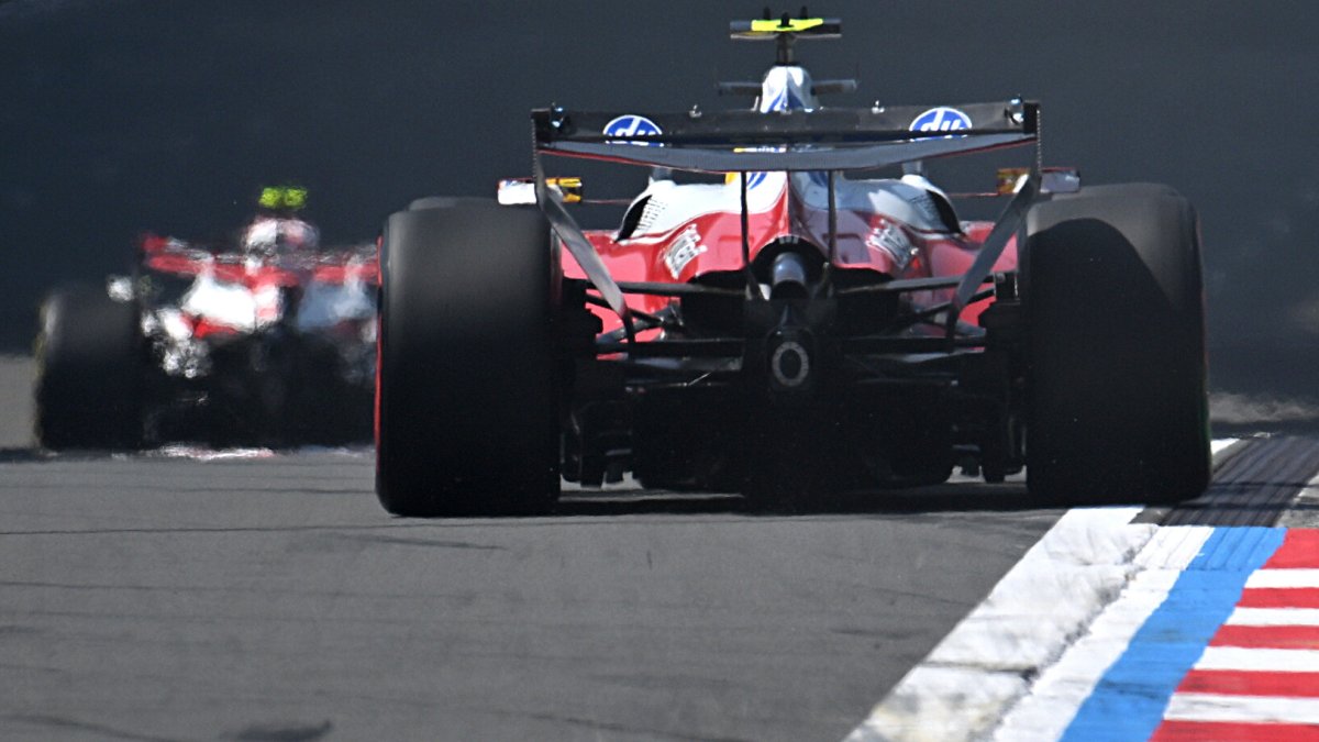 Zadní křídlo Ferrari