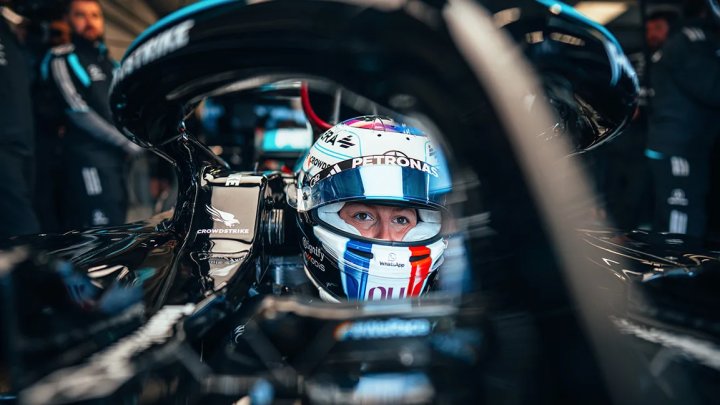 Doriane Pin absolvovala první test F1 s Mercedesem z roku 2021