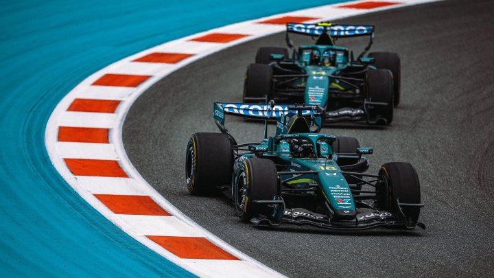 Fernando Alonso a Lance Stroll v Miami