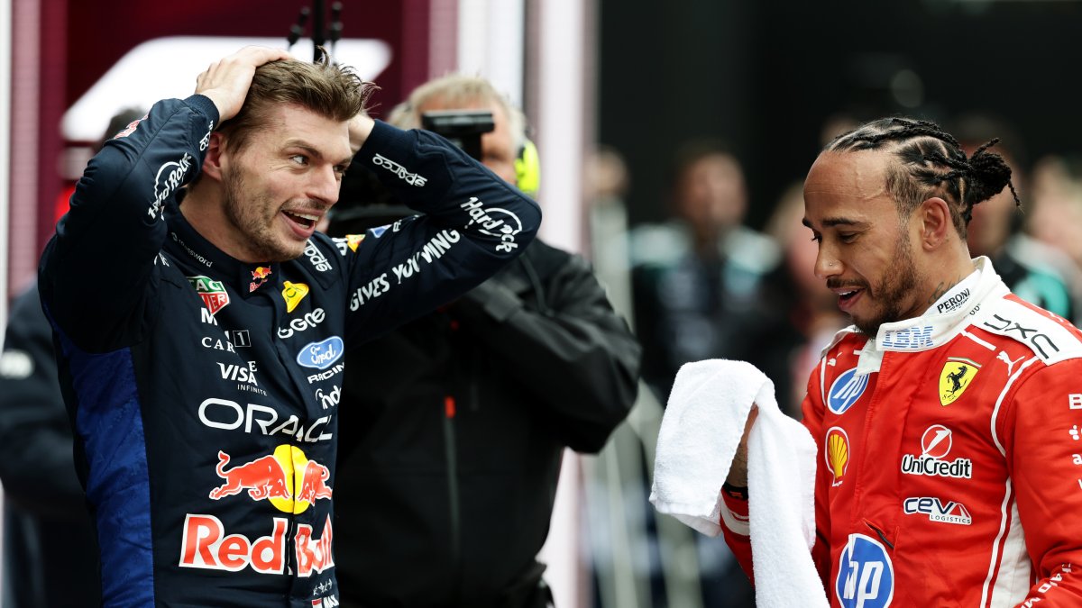 Max Verstappen a Lewis Hamilton po závodě v Kanadě
