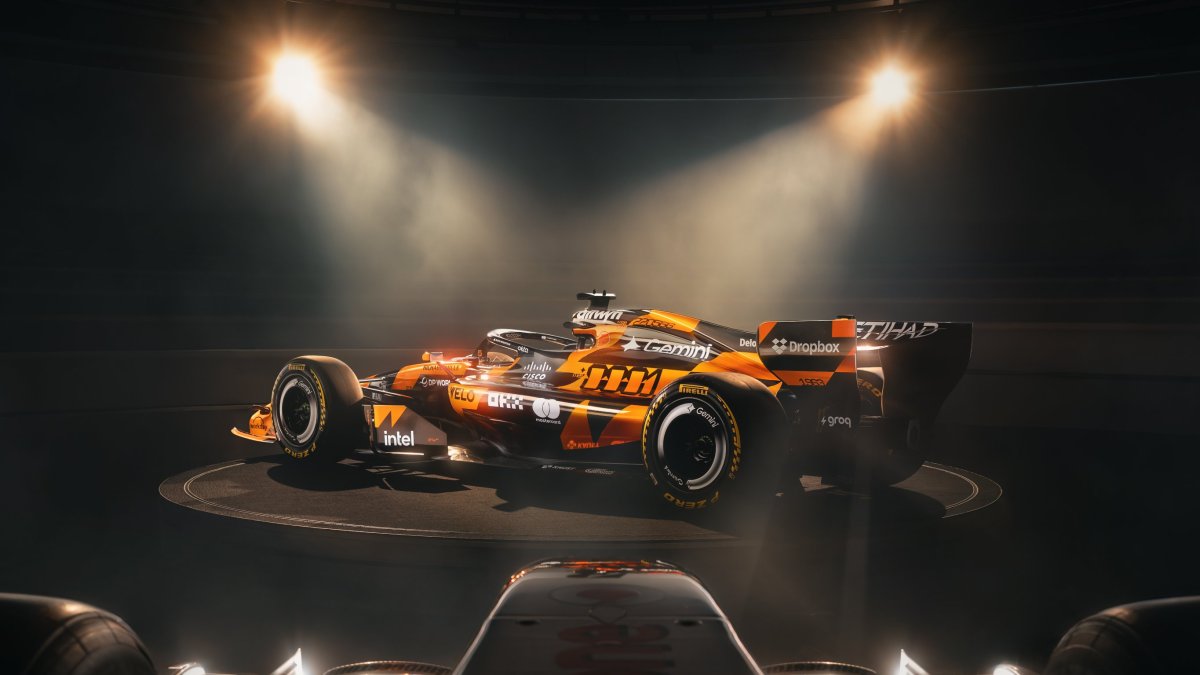 Mclaren odhalil speciální zbarvení k 1000. Velké ceně