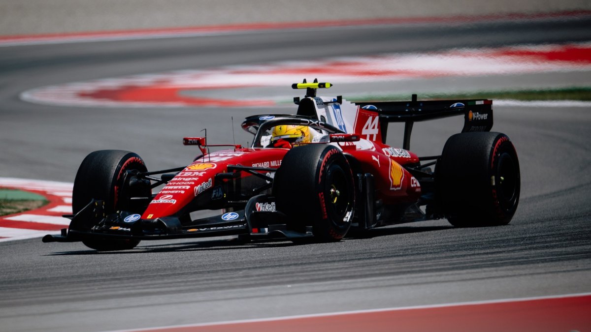 Lewis Hamilton v Barceloně