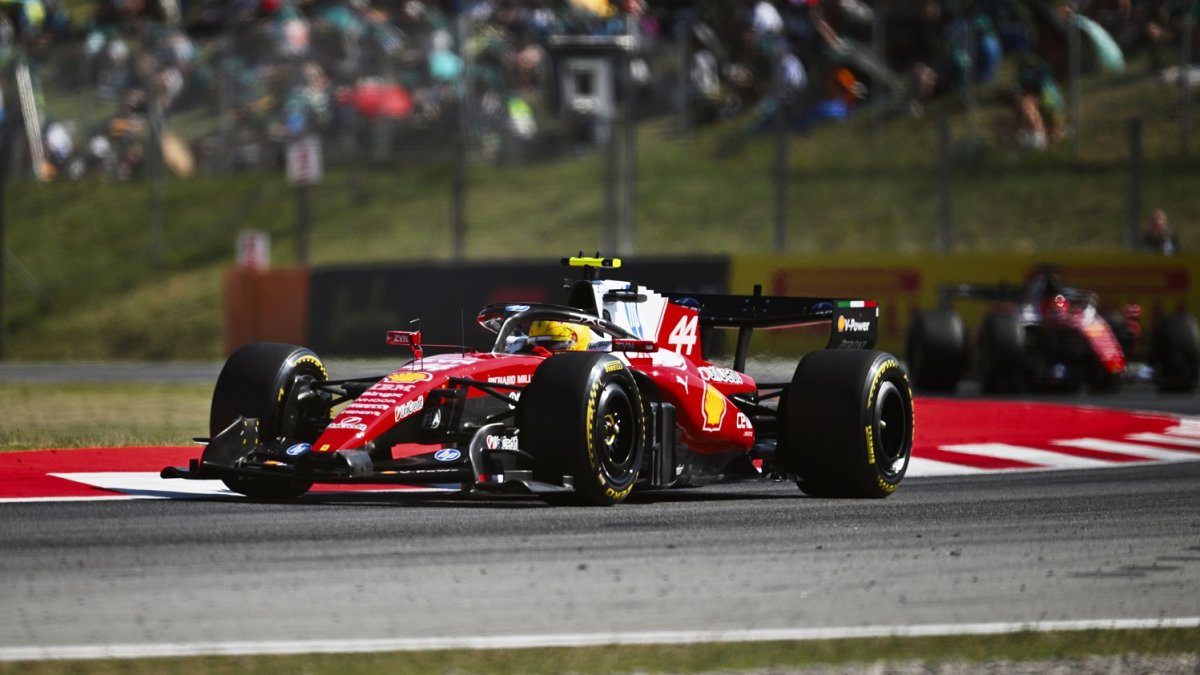 Lewis Hamilton v Barceloně