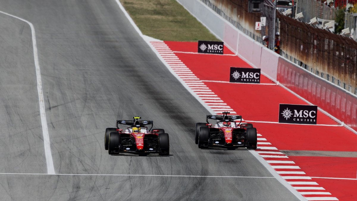 Lewis Hamilton v Barceloně