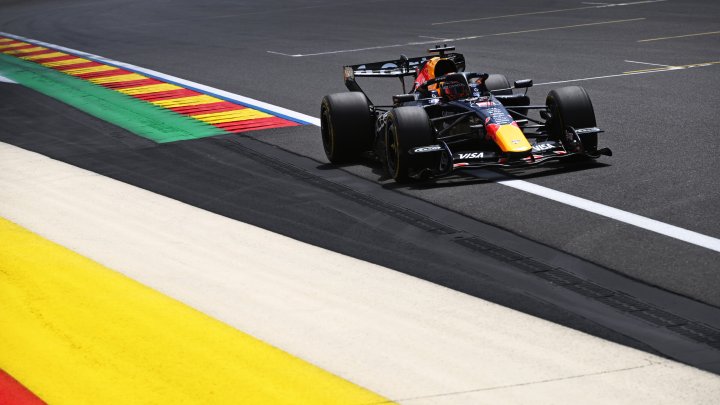 Max Verstappen ve Spa