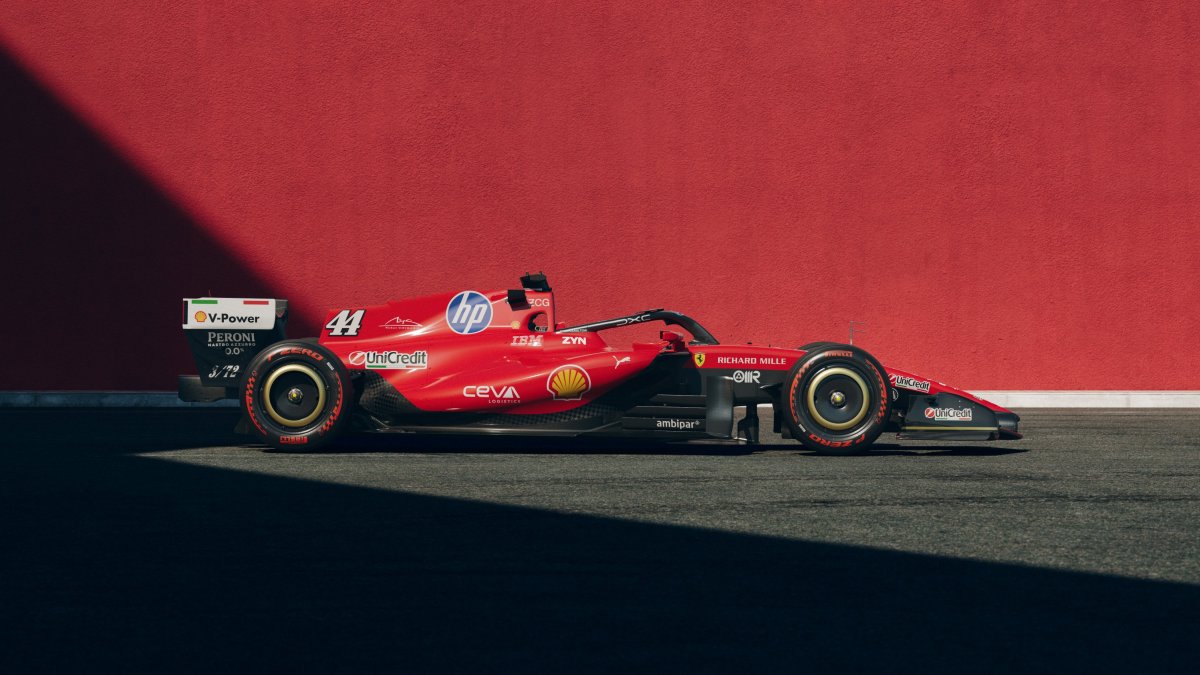 Ferrari SF-26 ve speciálním lakování na GP Itálie 2026